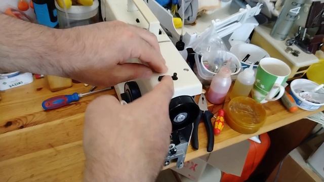 PFAFF Nähmaschine {جزء8} Modell 1199 Compact تركيب الهيكل الخارجي مع الشرح لماكينة الخياطة смотреть онлайн