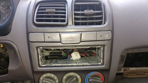 как снять центральную консоль hyundai accent