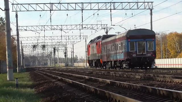 ЭП2К-386 со служебным вагоном смотреть онлайн