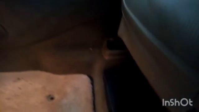 La fente d'insertion du DVD.... смотреть онлайн