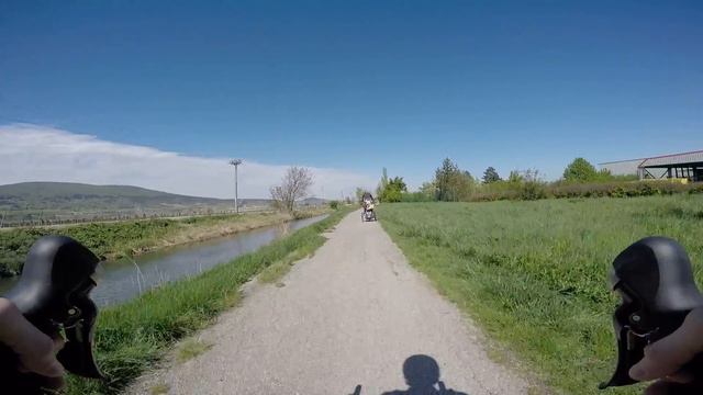Vienna Spring Rides '16 - Wiener Neustädter Canal Trail to Vienna, 48 km, 27 kph avg смотреть онлайн