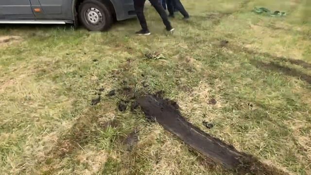 В Упорово уже сохнет , но Машинки чуточку скользко , Сургут приехали на гонку смотреть онлайн