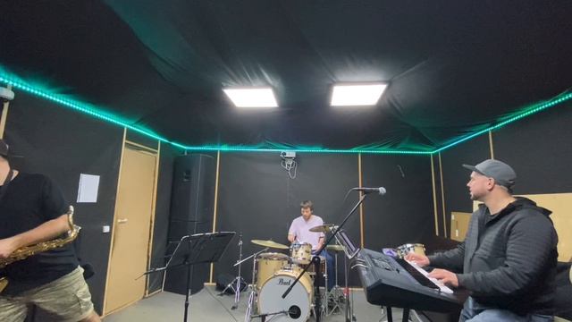 “Summertime”. 🎷 смотреть онлайн