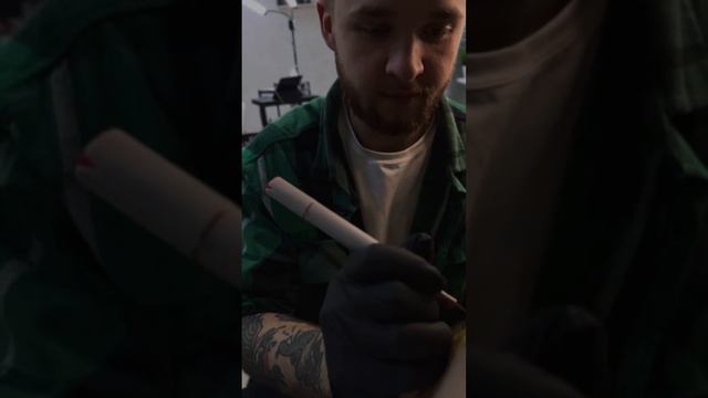 Из Москвы в Сочи за 24 часа. В побеге за лучшим тату-мастером смотреть онлайн