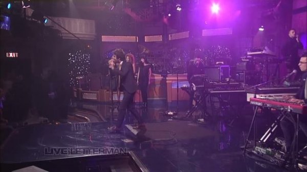 Passion Pit - Carried Away (Live on Letterman)