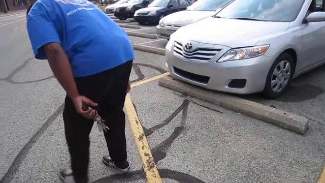 Parking lot LOL смотреть онлайн