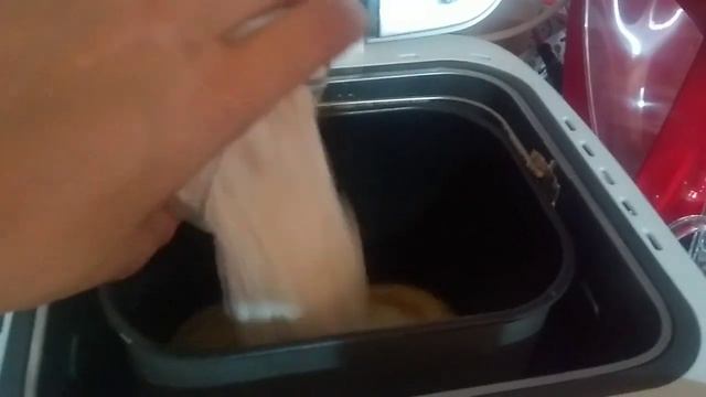 pão fácil na panificadora Britânia / sem copo medidor / sem colher medidora смотреть онлайн