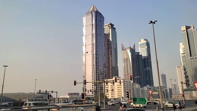 ONE BY OMNIYAT Tower at business Bay Dubai смотреть онлайн