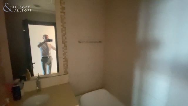 2 Bed Apartment in DUBAI, Executive Towers, Business Bay (High Floor). Click to View! смотреть онлайн