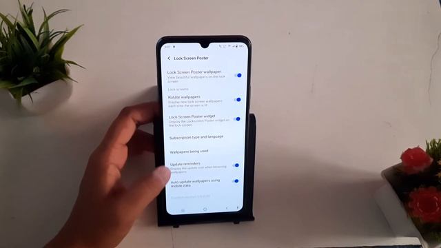 vivo v20 setting | how to on lock auto screen poster | automatic wallpaper change kaise karen смотреть онлайн