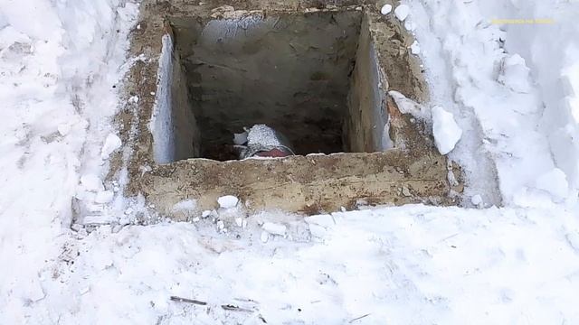 Как себя чувствует Колонка-скважина зимой, вода не замёрзла. смотреть онлайн