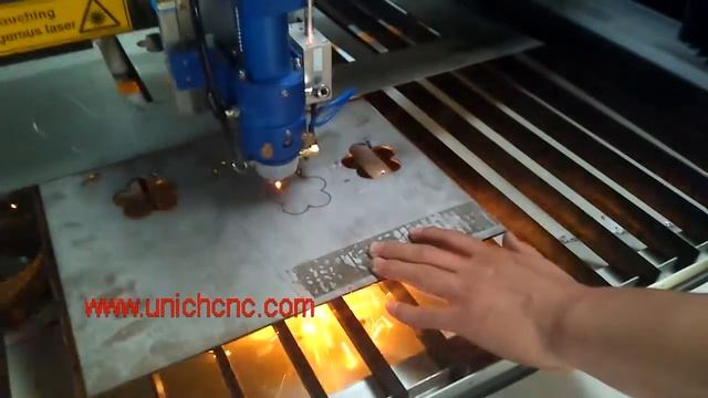 LXJ1325 EFR 220W cutting 3mm stainless steel смотреть онлайн