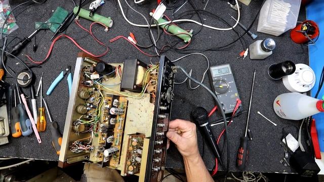 Checking Old AWA Speakers and Pioneer SA-500 Amplifier from the 1970s смотреть онлайн