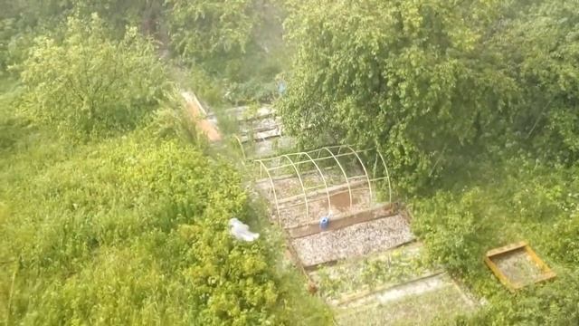 Дождь льет уже 3. часа смотреть онлайн