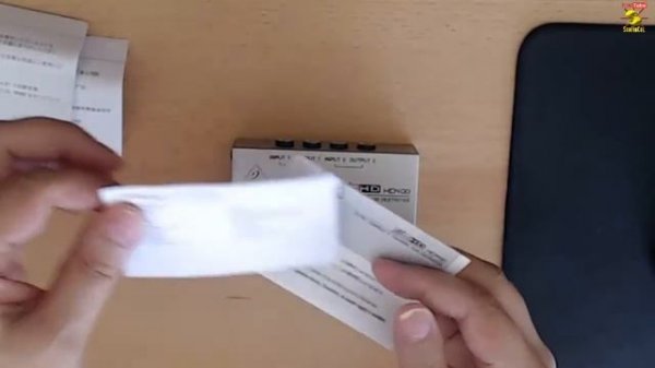 Behringer MicroHD HD400 Hum Destroyer Unboxing Behringer HD400 German