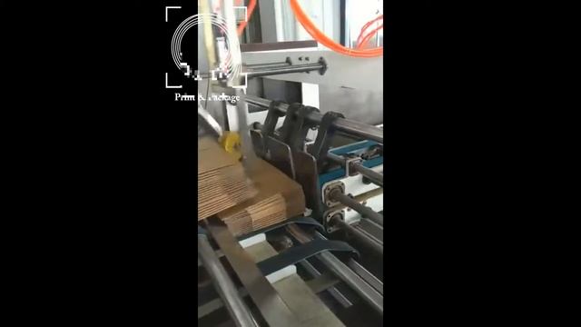 Автоматическая фальцевально склеивающая машина для гофрокартона AFG смотреть онлайн