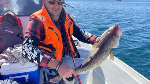 Рыбалка на Сахалине! Выходим в море, ловим камбалу, бычков и треску!