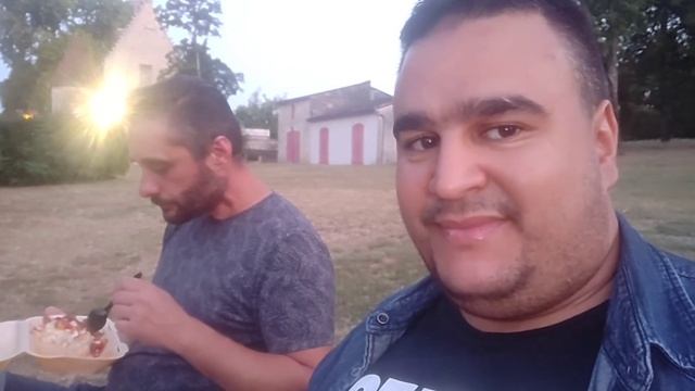 Vlog de Gros #53 Grill Wok Saint-André-de-Cubzac (33) смотреть онлайн