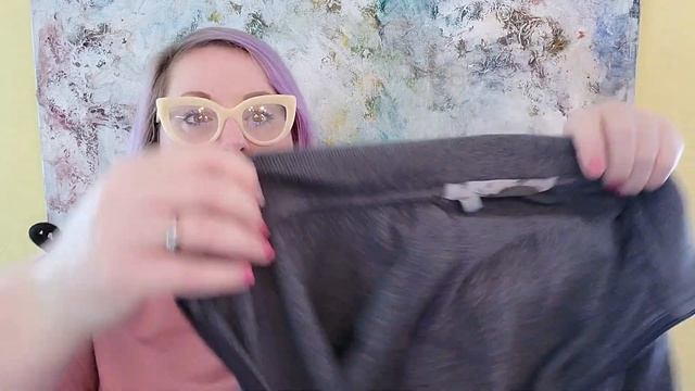 Free Donated Inventory to Resell Online | 40 Pieces of Lululemon + More | Two Huge Bags смотреть онлайн