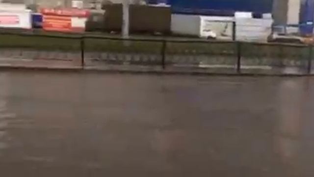 Потоп возле Космонавтов, 57, Екатеринбург. смотреть онлайн