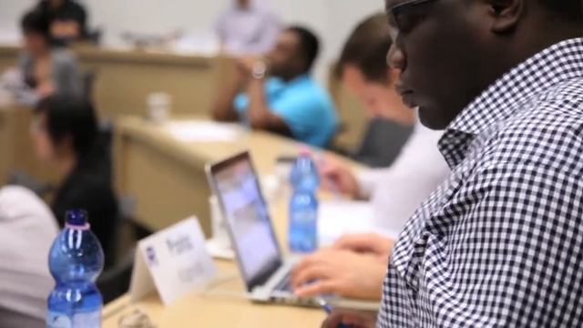 Rotman School of Management l U of T l new building HD смотреть онлайн