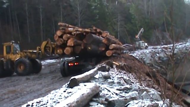 Jennis Bay BC, log dump operations смотреть онлайн