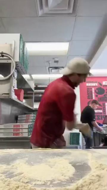 Виртуоз по изготовлению пиццы