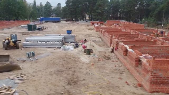 На Днепропетровщине строят новые казармы для контрактников смотреть онлайн