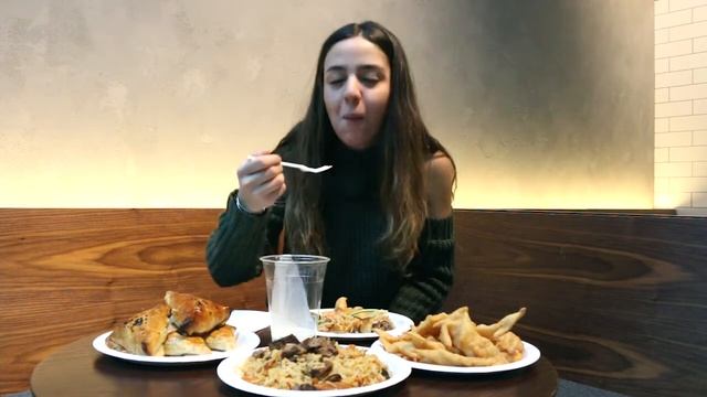 CASF Food Day- People Try Central Asian Food For The First Time смотреть онлайн