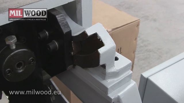 Formátovací pila HOLZMANN FKS400VF-3200 смотреть онлайн
