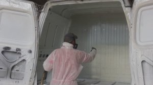 Теплоизоляция цельнометаллических фургонов напылением пенополиуретана