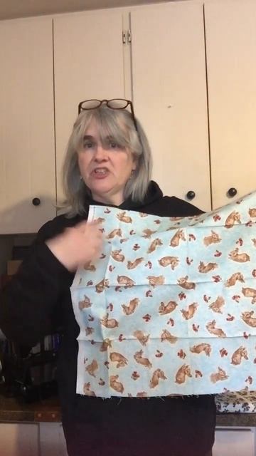 Why a Fat Quarter of Fabric is More Than Just a Quarter of a Yard #simplystitchy #quiltingfabric смотреть онлайн