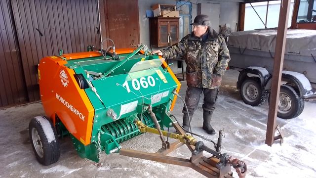 Краткий обзор пресс-подборщика  1060 Малыш