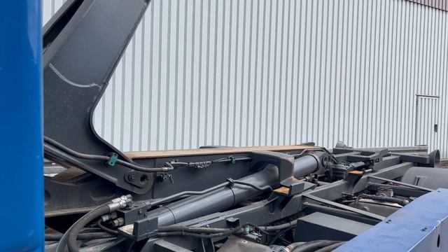 DAIMLER-BENZ Actros 1831 L 4x2, Hiab Multilift Typ LHT19046 mit Knickarm смотреть онлайн