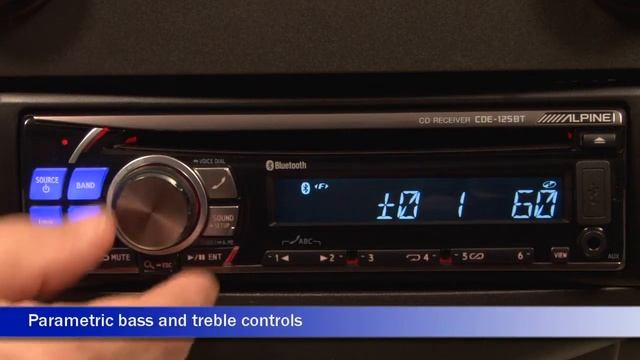 Alpine CDE-125BT Car Receiver Display and Controls Demo | Crutchfield Video смотреть онлайн