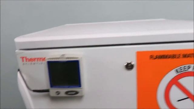 Thermo Scientific Flammable-Materials Storage Laboratory Refrigerator 3556 DB смотреть онлайн