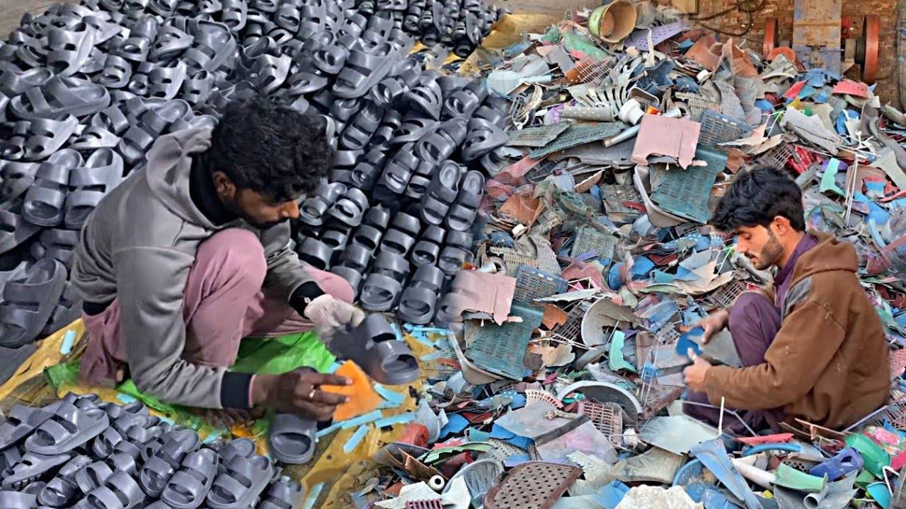 Невероятный Заводской процесс переработки отходов пластика в Новую Стильную обувь смотреть онлайн