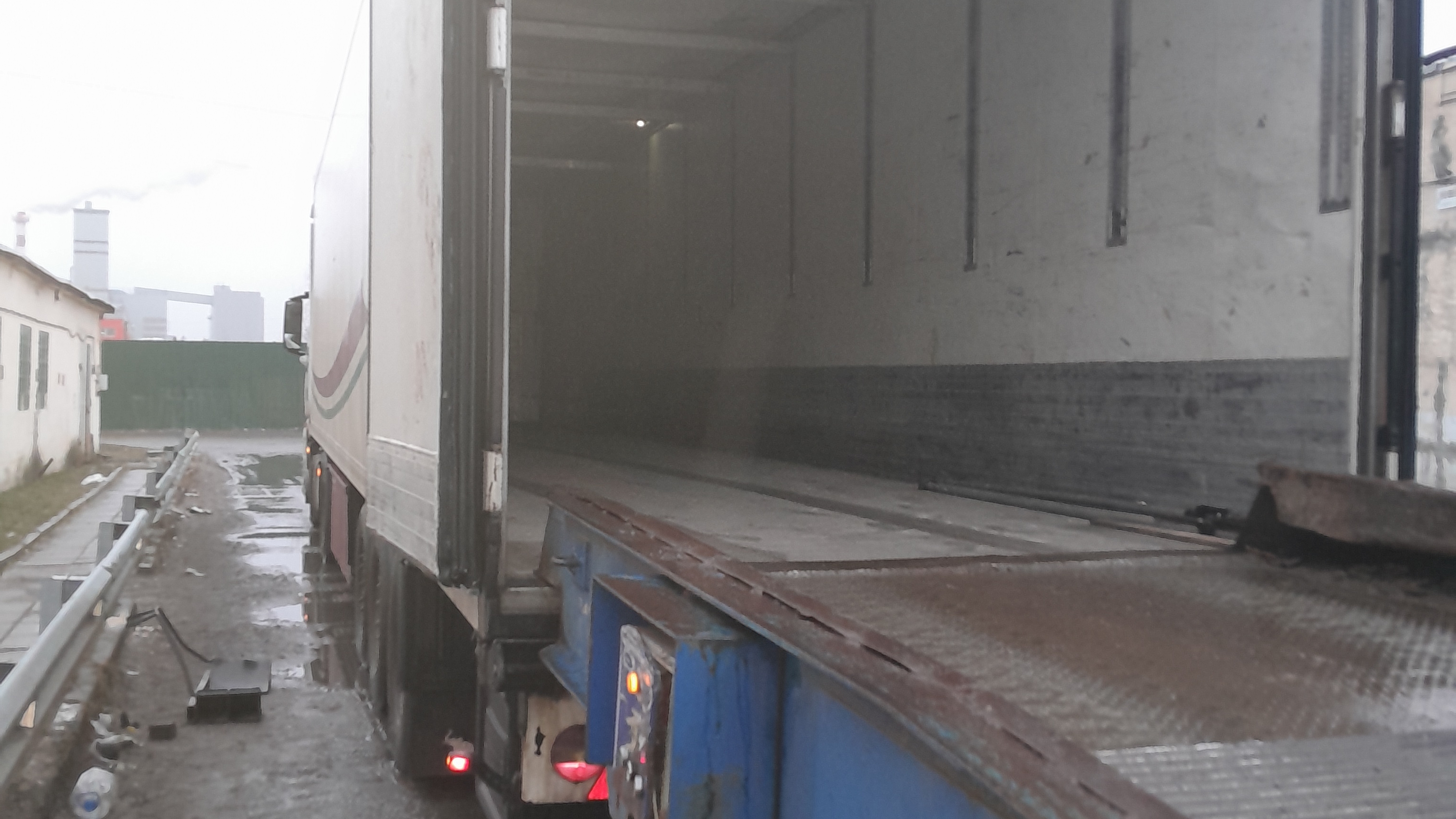 Загрузка на Крым