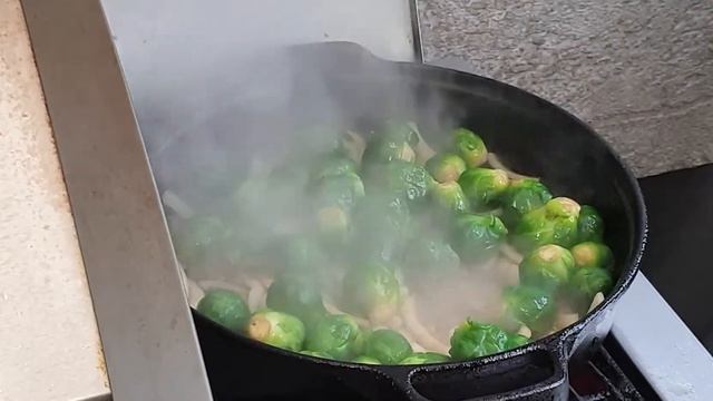 Steak mit Rosenkohl der Gerd macht's смотреть онлайн