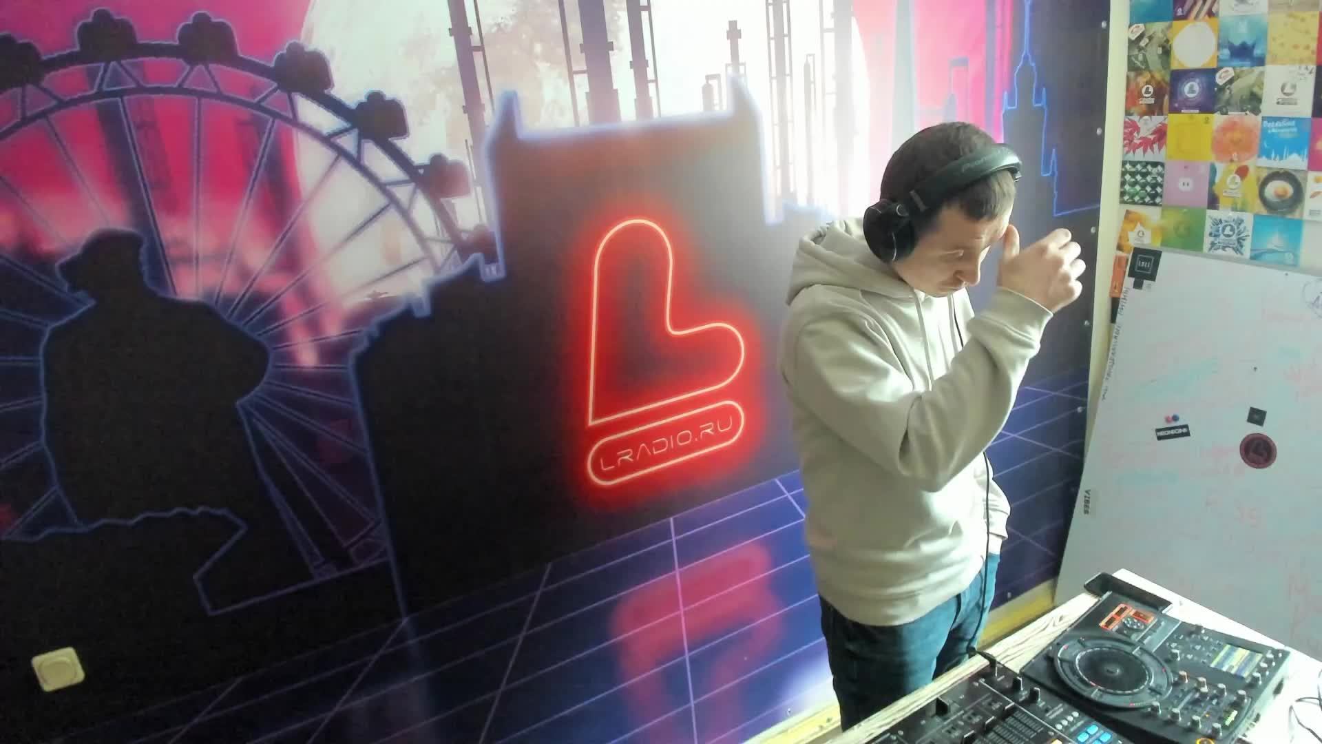 Живые игры 30.01.25 смотреть онлайн