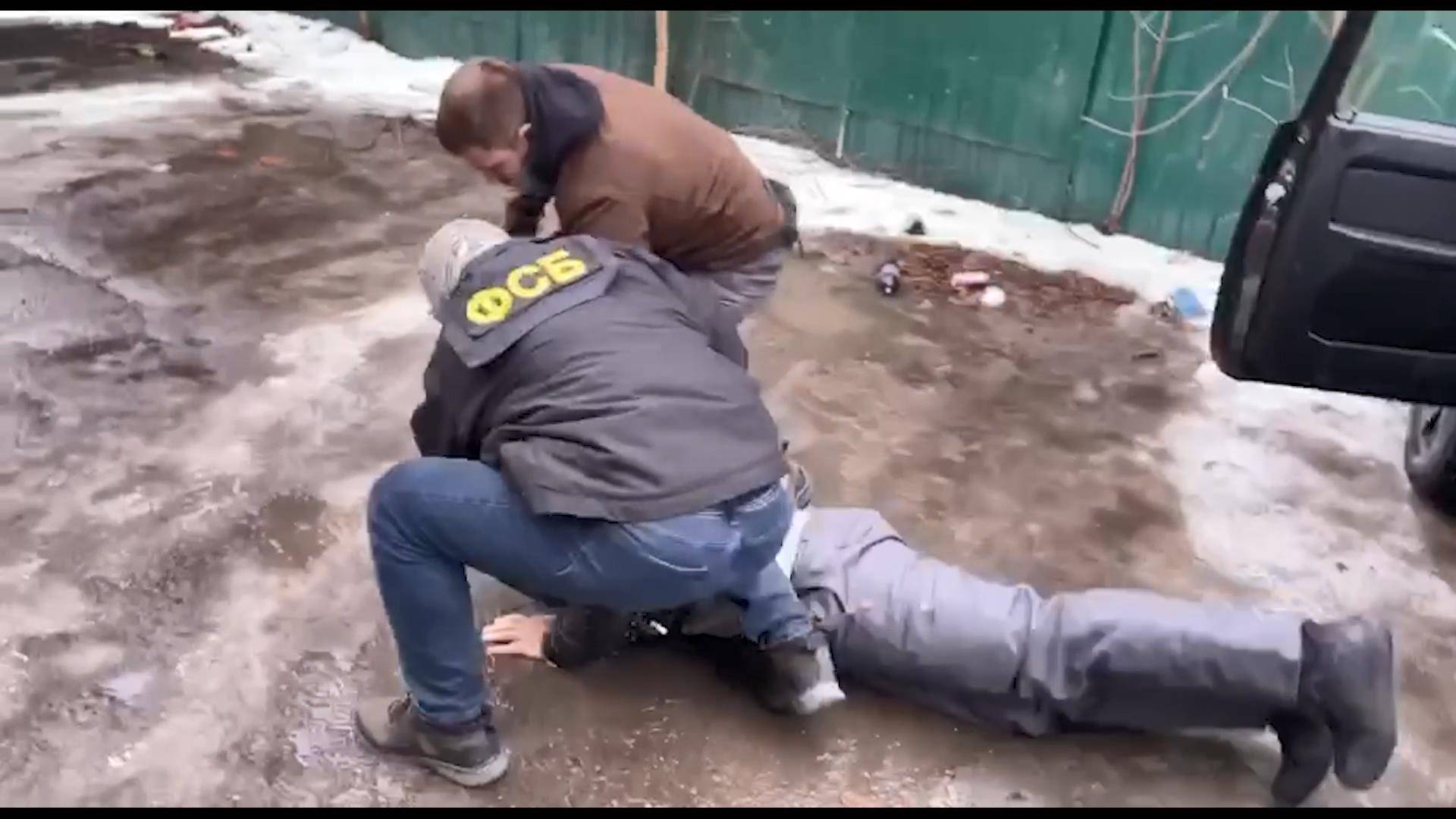 ЛЖИВЫЕ ОБЕЩАНИЯ СБУ – ПУТЬ В ТЮРЬМУ смотреть онлайн