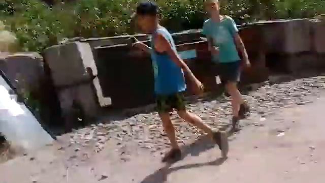 Пошли в черный угол (Страшно) смотреть онлайн