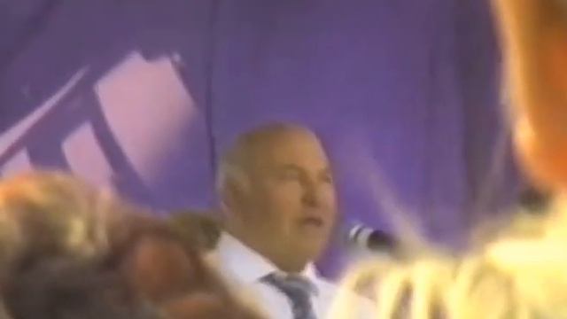 Закладка камня в основание Ледового Дворца Третьяка в Митино смотреть онлайн
