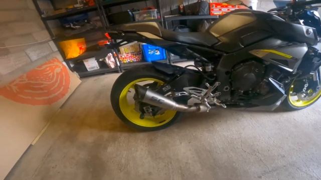 Yamaha MT10 exhaust startup sound смотреть онлайн