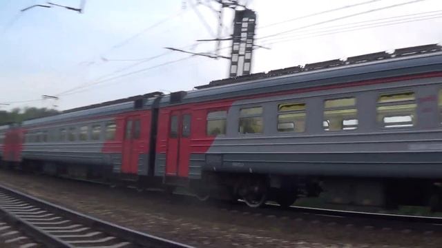 Электропоезд ЭД4М-0235 сообщением Александров - Москва смотреть онлайн