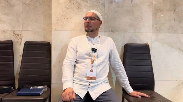 повторная УМРА и мечеть АИША. можно совершать за одну поездку??