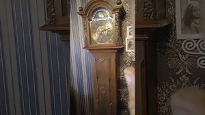 Ремонт старых напольных часов