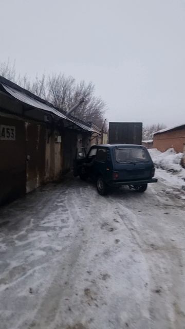 ГАРАЖНЫЕ РАЗВЛЕЧЕНИЯ ОНИ ТАКИЕ #кириллов #automobile #гараж #авторазбор #automechanic смотреть онлайн