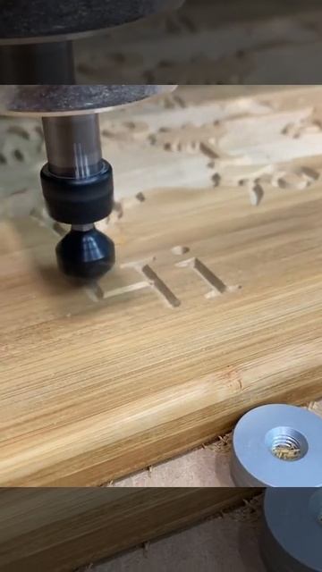 CNC Engraving of bamboo board / Гравировка бамбуковой доски на ЧПУ смотреть онлайн