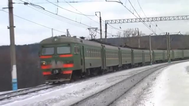 ЭР2Т-7158, пл. Матвеевская смотреть онлайн
